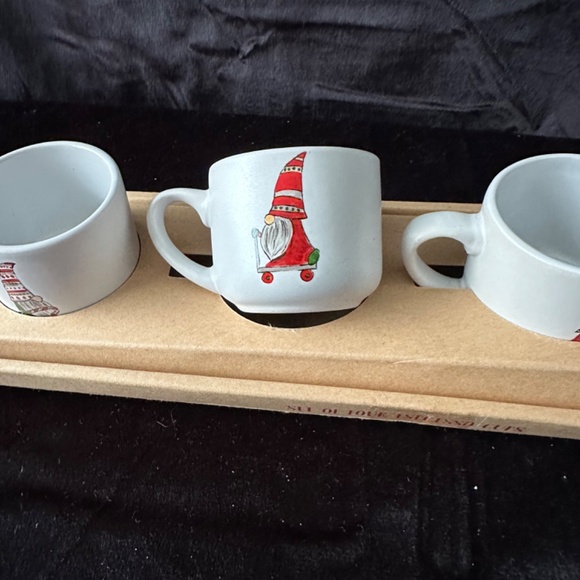 Sheffield Home set of 4  Gnome Espresso cups - Picture 5 of 9